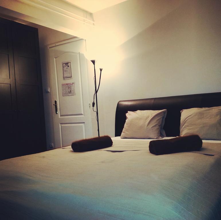 Carmen Pension Budapest Habitación foto